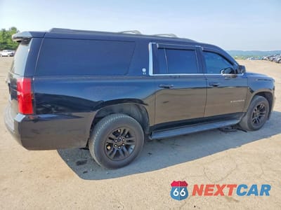 Trzecie zdjęcie samochodu z tyłu: 2018 CHEVROLET SUBURBAN K1500 LT VIN:1GNSKHKC0JR371284 - miniatura
