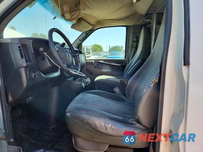 Zdjęcie 7 z 13 samochodu: 2011 CHEVROLET EXPRESS 2500 DELIVERY VAN VIN:1GCWGFCA9B1187054 - miniatura