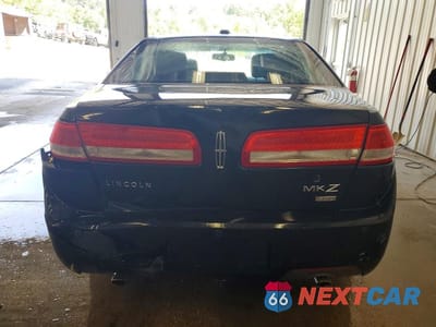 Zdjęcie 6 z 12 samochodu: 2011 LINCOLN MKZ VIN:3LNHL2JC5BR757909 - miniatura