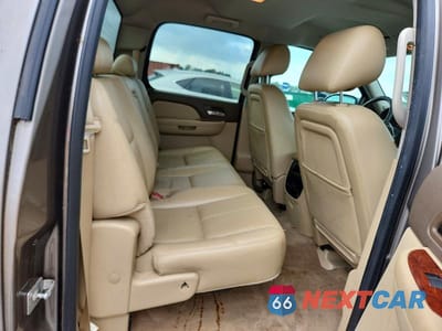 Zdjęcie 10 z 12 samochodu: 2013 CHEVROLET SILVERADO K1500 LTZ VIN:3GCPKTE77DG312768 - miniatura