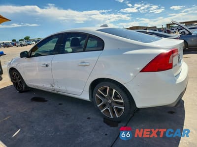 Drugie zdjęcie samochodu z przodu: 2017 VOLVO S60 VIN:YV126MFL0H2430556 - miniatura