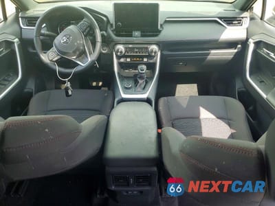 Zdjęcie 8 z 14 samochodu: 2024 TOYOTA RAV4 PRIME SE VIN:JTMAB3FV2RD183698 - miniatura
