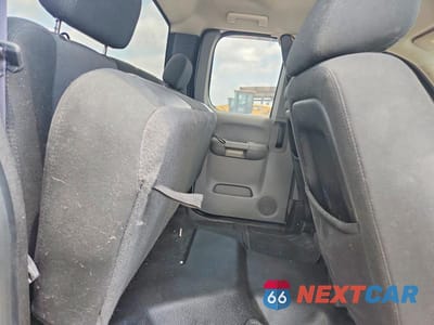 Zdjęcie 10 z 12 samochodu: 2013 GMC SIERRA C1500 VIN:1GTR1TEX4DZ383650 - miniatura