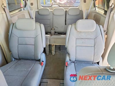 Zdjęcie 10 z 13 samochodu: 2010 DODGE GRAND CARAVAN SXT VIN:2D4RN5D10AR107679 - miniatura