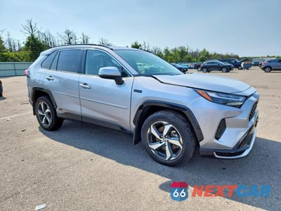 Czwarte zdjęcie samochodu z boku: 2023 TOYOTA RAV4 PRIME SE VIN:JTMAB3FV0PD124257 - miniatura