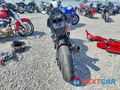 Czwarte zdjęcie samochodu z boku: 2025 BMW S 1000 RR VIN:WB10P2300S6K99604 - miniatura