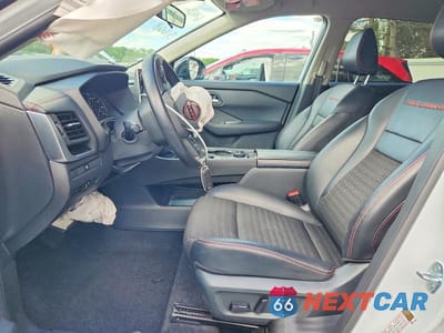 Zdjęcie 7 z 12 samochodu: 2025 NISSAN ROGUE ROCK CREEK VIN:5N1BT3BB7SC831668 - miniatura