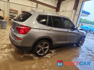 Trzecie zdjęcie samochodu z tyłu: 2017 BMW X3 XDRIVE28I VIN:5UXWX9C53H0T01714 - miniatura