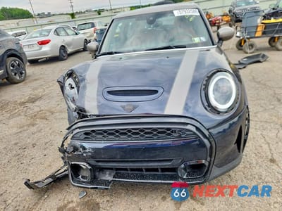 Piąte zdjęcie samochodu w środku: 2022 MINI COOPER S VIN:WMW53DK04N2R30316 - miniatura
