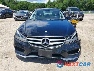 Piąte zdjęcie samochodu w środku: 2014 MERCEDES-BENZ E 350 4MATIC VIN:WDDHF8JB9EA821962 - miniatura
