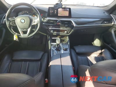 Zdjęcie 8 z 12 samochodu: 2019 BMW 530 XI VIN:WBAJA7C56KG909921 - miniatura