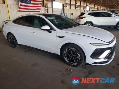 Czwarte zdjęcie samochodu z boku: 2024 HYUNDAI SONATA SEL VIN:KMHL14JA2RA393205 - miniatura