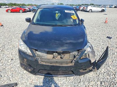 Piąte zdjęcie samochodu w środku: 2015 NISSAN SENTRA S VIN:3N1AB7AP4FY324685 - miniatura