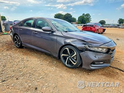 Czwarte zdjęcie samochodu z boku: 2018 HONDA ACCORD SPORT VIN:1HGCV1F37JA200909 - miniatura