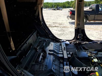 Zdjęcie 11 z 13 samochodu: 2011 JEEP GRAND CHEROKEE VIN:1J4RR6GT5BC512140 - miniatura