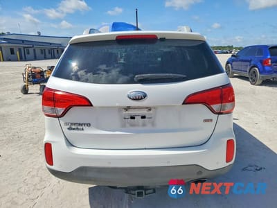 Zdjęcie 6 z 13 samochodu: 2014 KIA SORENTO LX VIN:5XYKT3A65EG475293 - miniatura