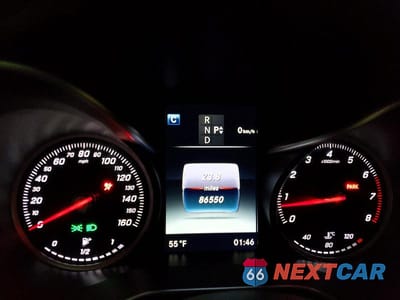 Zdjęcie 9 z 12 samochodu: 2016 MERCEDES-BENZ C 300 4MATIC VIN:55SWF4KB4GU100014 - miniatura