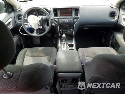 Zdjęcie 8 z 13 samochodu: 2016 NISSAN PATHFINDER S VIN:5N1AR2MM5GC652426 - miniatura