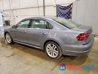 Drugie zdjęcie samochodu z przodu: 2017 VOLKSWAGEN PASSAT SE VIN:1VWGT7A36HC033969 - miniatura