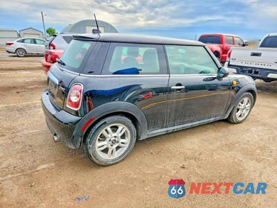 Trzecie zdjęcie samochodu z tyłu: 2013 MINI COOPER VIN:WMWSU3C56DT374118 - miniatura
