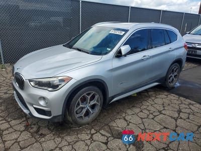 2016 BMW X1 XDRIVE28I WBXHT3C34G5E52411 - główne zdjęcie licytacji z USA - miniatura