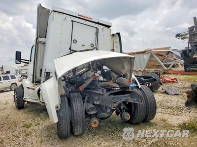 Trzecie zdjęcie samochodu z tyłu: 2019 KENWORTH T680 SEMI TRUCK VIN:1NKYA38X4KJ243518 - miniatura