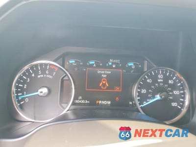 Zdjęcie 9 z 12 samochodu: 2018 FORD EXPEDITION LIMITED VIN:1FMJU1KTXJEA11481 - miniatura