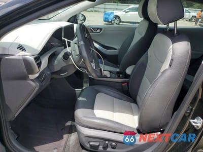 Zdjęcie 7 z 13 samochodu: 2020 HYUNDAI IONIQ LIMITED VIN:KMHC85LJ3LU065876 - miniatura