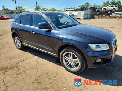 Czwarte zdjęcie samochodu z boku: 2016 AUDI Q5 PREMIUM PLUS VIN:WA1L2AFP3GA141886 - miniatura