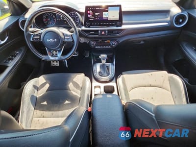 Zdjęcie 8 z 12 samochodu: 2023 KIA FORTE GT LINE VIN:3KPF54AD5PE580089 - miniatura