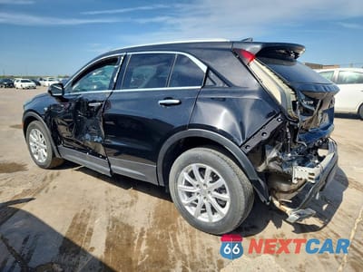 Drugie zdjęcie samochodu z przodu: 2023 CADILLAC XT4 LUXURY VIN:1GYAZAR42PF102696 - miniatura