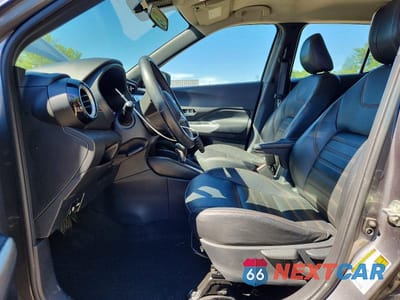 Zdjęcie 7 z 12 samochodu: 2020 NISSAN KICKS SR VIN:3N1CP5DV1LL579232 - miniatura