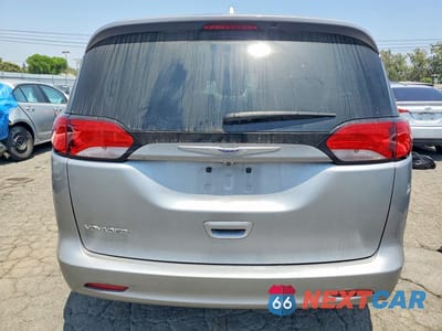 Zdjęcie 6 z 13 samochodu: 2020 CHRYSLER VOYAGER LXI VIN:2C4RC1DG2LR257330 - miniatura