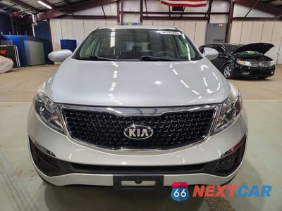 Piąte zdjęcie samochodu w środku: 2016 KIA SPORTAGE LX VIN:KNDPBCAC0G7873364 - miniatura