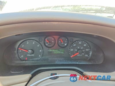 Zdjęcie 9 z 12 samochodu: 2006 FORD TAURUS SE VIN:1FAFP53U96A195526 - miniatura