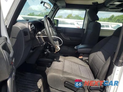 Zdjęcie 7 z 12 samochodu: 2011 JEEP WRANGLER SPORT VIN:1J4AA2D10BL568065 - miniatura