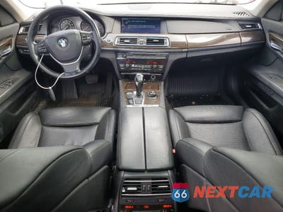 Zdjęcie 8 z 12 samochodu: 2012 BMW 740 LI VIN:WBAKB4C55CC576135 - miniatura