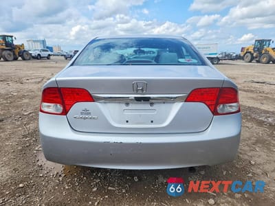 Zdjęcie 6 z 12 samochodu: 2010 HONDA CIVIC LX VIN:19XFA1F53AE046544 - miniatura