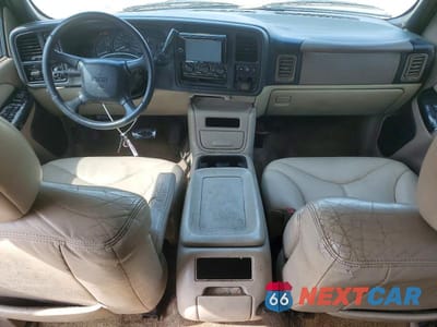 Zdjęcie 8 z 13 samochodu: 2002 GMC YUKON XL K1500 VIN:3GKFK16Z42G272635 - miniatura