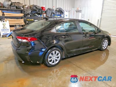 Trzecie zdjęcie samochodu z tyłu: 2024 TOYOTA COROLLA LE VIN:5YFB4MDE1RP177976 - miniatura