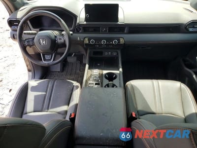 Zdjęcie 8 z 13 samochodu: 2025 HONDA PILOT TRAILSPORT VIN:5FNYG1H61SB050603 - miniatura