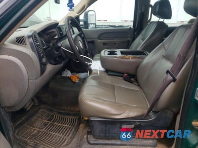 Zdjęcie 7 z 12 samochodu: 2010 CHEVROLET SILVERADO C3500 VIN:1GB4CZBK8AF128372 - miniatura