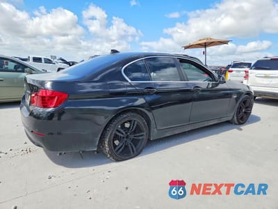 Trzecie zdjęcie samochodu z tyłu: 2013 BMW 528 I VIN:WBAXG5C55DD230563 - miniatura