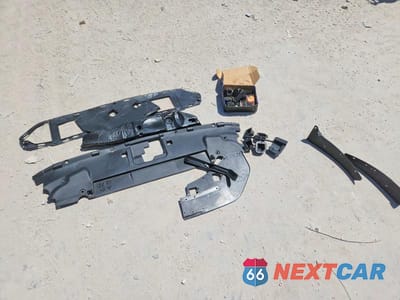 Zdjęcie 12 z 13 samochodu: 2020 FORD MUSTANG VIN:1FATP8UH5L5139755 - miniatura