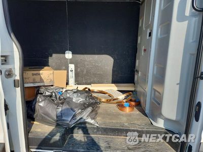Zdjęcie 11 z 13 samochodu: 2023 FORD TRANSIT T-250 CARGO VIN:1FTBR1C83PKB86377 - miniatura