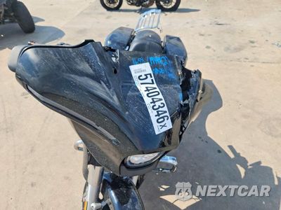 Piąte zdjęcie samochodu w środku: 2025 HARLEY-DAVIDSON FLHX VIN:1HD1KB711SB635789 - miniatura