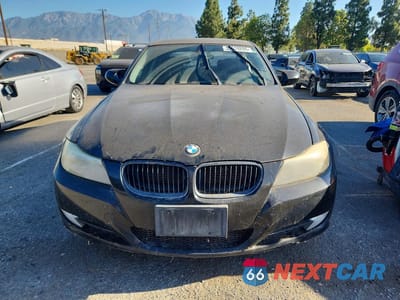 Piąte zdjęcie samochodu w środku: 2011 BMW 328 VIN:WBAPH5G59BNN59443 - miniatura
