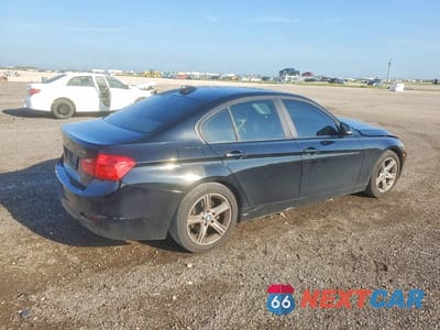 Trzecie zdjęcie samochodu z tyłu: 2013 BMW 328 I VIN:WBA3A5C59DF358535 - miniatura