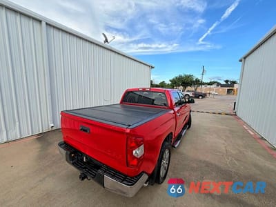 Czwarte zdjęcie samochodu z boku: 2015 TOYOTA TUNDRA CREWMAX LIMITED VIN:5TFHW5F14FX468750 - miniatura