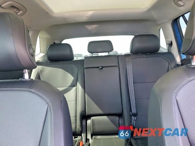 Zdjęcie 10 z 14 samochodu: 2019 VOLKSWAGEN TIGUAN SE VIN:3VV3B7AX8KM052747 - miniatura